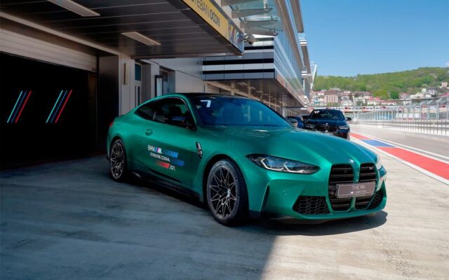 Это не любовь. Что не так с новой BMW M4 (кроме ноздрей)