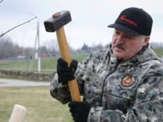 «Только через мой труп». У Лукашенко готов ответ на попытку переворота