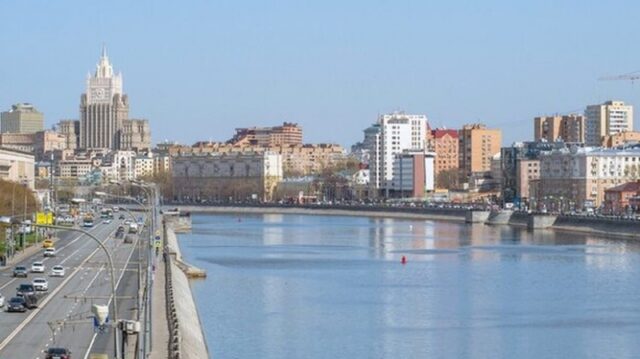 В Москве рассказали о ходе ремонтных работ на причале у Киевского вокзала