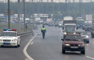 За что могут лишить прав на трассе. Памятка для водителей в дачный сезон