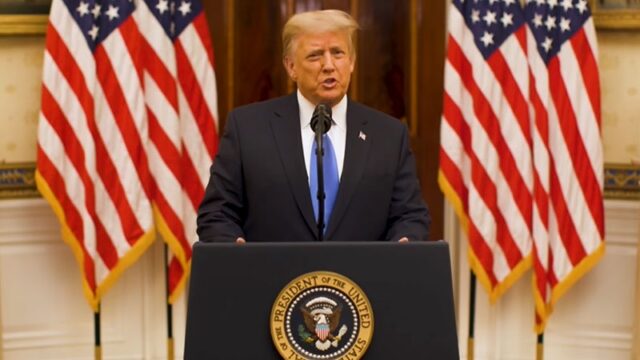 Трамп: США капитулировали в Афганистане и отдали его России