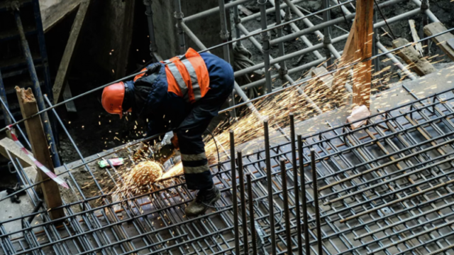 Власти Москвы рассказали о ходе строительства спорткомплекса у ТПУ «Некрасовка»