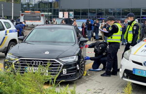 Кортеж Зеленского усилили после покушения на его советника