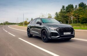 Скромность не украшает. Тест-драйв Audi RS Q8