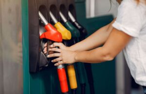 Как сэкономить на топливе? Несколько простых советов (и мифов)