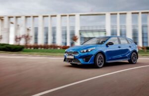 Ставки на «спорт». Тест-драйв Kia Ceed 2022