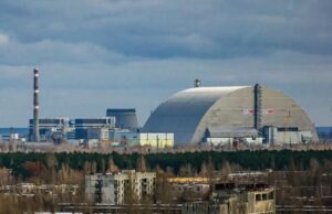 Уровень радиации на ЧАЭС временно подскочил в 20 раз из-за поднятой бронетехникой пыли