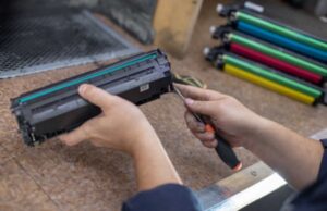 Заправка картриджей: особенности, когда необходима, куда стоит обратиться?