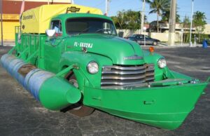 Сбежать любой ценой. Удивительные плавающие автомобили Кубы