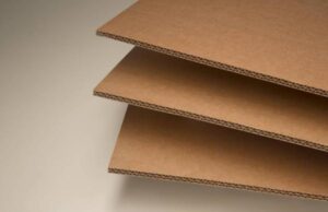 Правила выбора и покупки картона: оптом и в розницу