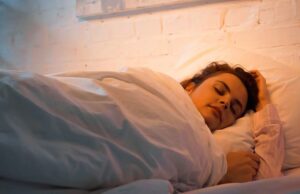 Гормон стресса пробуждает мозг до ста раз в течение ночи, чтобы сформировать нашу память