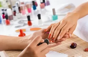 Начинаем профессионально делать маникюр: какие инструменты и оборудование нам необходимо