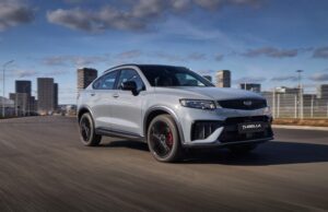 Geely назвала российские цены на обновленный кроссовер Tugella