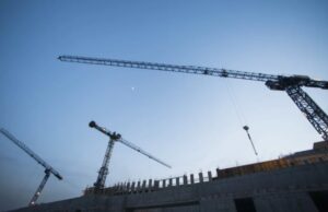 В Подмосковье строительство 35 социальных объектов завершат до конца 2022 года