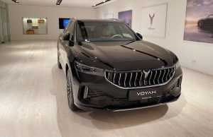 У российских дилеров появились премиум-кроссоверы из Китая Voyah Free