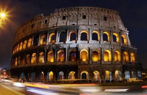 Первые посетители Колизея обожали перекусить фруктами и тушеными собаками