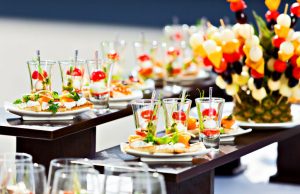 Кейтеринг: понятие, преимущества и условия обращения