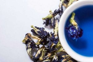Синий чай: какими свойствами он обладает?