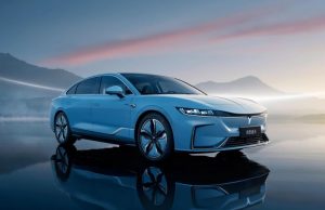 В Россию привезут премиальный седан Voyah