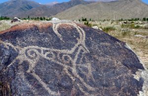 Петроглифы Чолпон-Аты: таинственные символы древней культуры