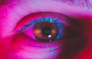 После огнестрельного ранения головы «пациент М» начал видеть мир наоборот