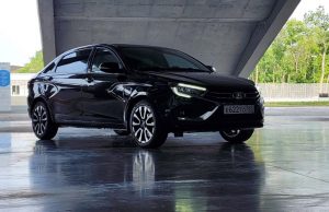 АвтоВАЗ раскрыл название удлиненной Lada для чиновников