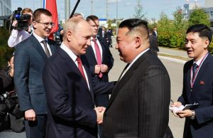 Путин показал Ким Чен Ыну автомобили Aurus