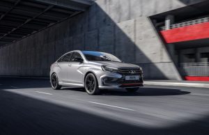 АвтоВАЗ озвучил цены на самую дорогую и быструю Lada. 5 фактов про модель
