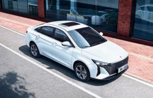 Китайский Livan начал продажи седана S6 Pro в России