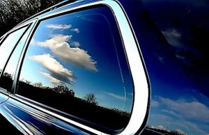 Астраханские ученые разработали пленку-нагреватель для автомобильных стекол