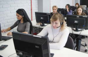 Контакт-центр Стройкомплекса Москвы обработал 200 тысяч обращений