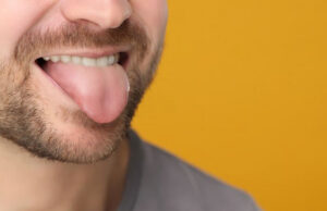 Новый ИИ способен поставить диагноз по виду языка с точностью 98%