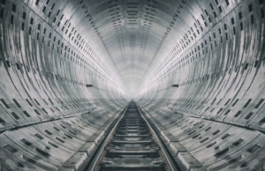 В Москве построили тоннель между станциями «Народное Ополчение» и «Бульвар Генерала Карбышева»