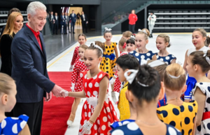 Ледовый дворец открыли в Мнёвниковской пойме