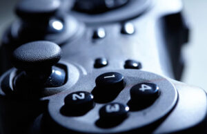 Самая маленькая видеоигра в мире позволит поиграть истребителем на наноуровне