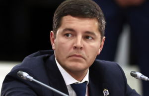 Губернатор Ямала Артюхов проинспектировал строящиеся соцобъекты Салехарда