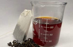 Процесс заваривания чая очищает воду от тяжелых металлов