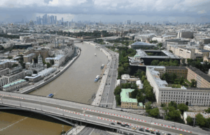 Более 85 предприятий открылись по программе реновации на юге Москвы