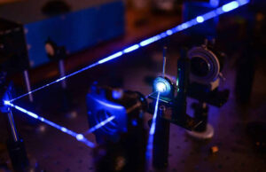 Российские и белорусские ученые создали микролазеры диаметром 5–8 мкм