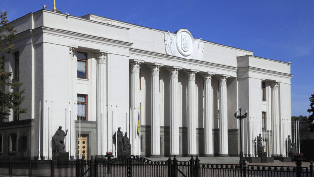 Нардеп Украины Геращенко назвала ситуацию со строительством фортификаций бедой