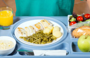 Больничная еда не просто плохая — она может нести угрозу здоровью