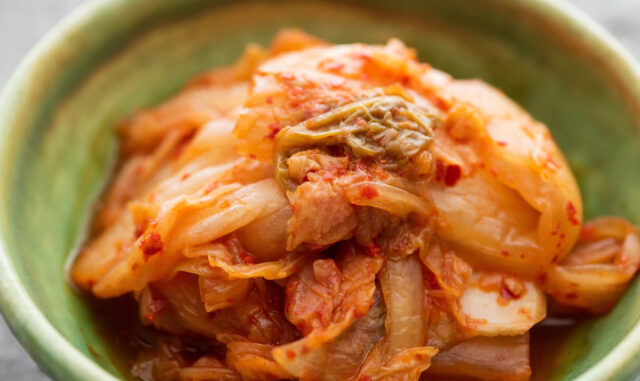 Кимчи нормализует давление, уровни холестерина и глюкозы в организме