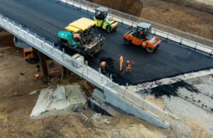 В Подмосковье рассказали о ходе строительства крупных дорог и развязок