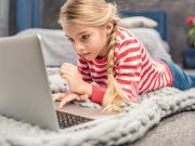 Планшеты вместо учебников: в США выросло первое поколение, которое в когнитивном плане слабее своих родителей