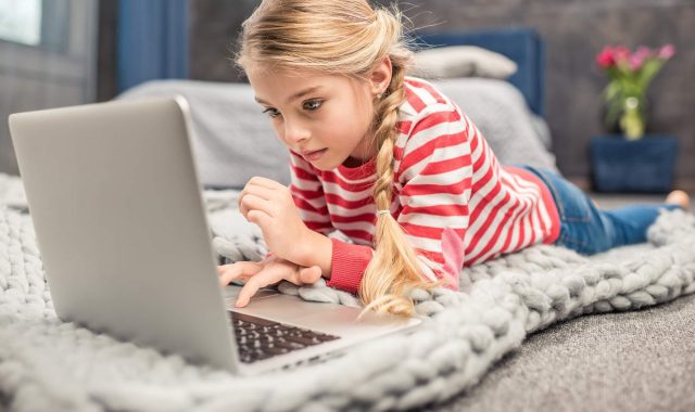 Планшеты вместо учебников: в США выросло первое поколение, которое в когнитивном плане слабее своих родителей